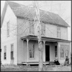 The Ferris-Hermsmeyer-Fenton main residence c. 1900. Photo courtesy of the National Register Nomination.