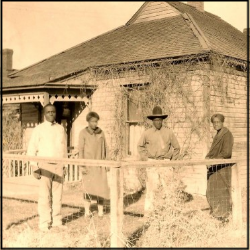 Leon, Octavia, Herbert and Mamie Bridgewater at their Helena home, 1925. Photo courtesy the State Historic Preservation Office.