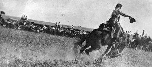 Fannie Sperry Steele on Dismal Dick at Windham, Montana, Roundup, August 20-21, 1920. Photographer unidentified. MHS Catalog #952-169.